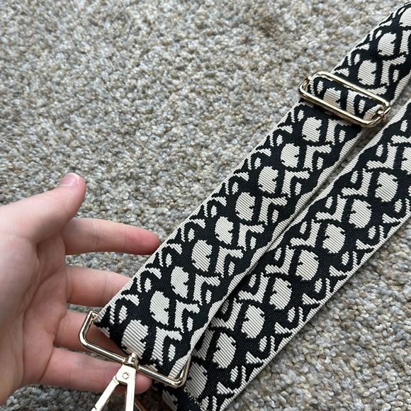 Adjustable Purse Strap!! - Picture 2 of 2